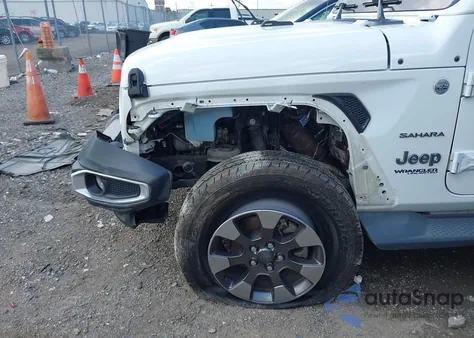 2018 Jeep Wrangler Unlimited Sahara 4X4 из США, поврежденный, VIN 1C4HJXEG1JW205789